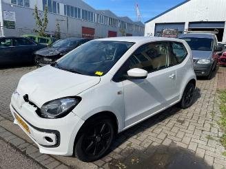 Sloopauto Volkswagen Up! Up! (121), Hatchback, 2011 1.0 12V 60 2012/8