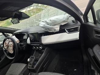 Renault Clio  picture 10