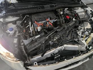 Peugeot 208  picture 11