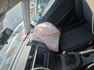 Seat Arona 1.0 tsi picture 5