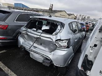 skadebil auto Dacia Sandero ecog 100 2021/8