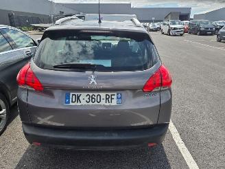 Auto incidentate Peugeot 2008  2014/10