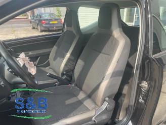 Volkswagen Up! Up! (121), Hatchback, 2011 1.0 12V 60 picture 31