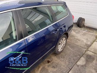 Volkswagen Passat Passat Variant (3C5), Combi, 2005 / 2010 1.9 TDI picture 12