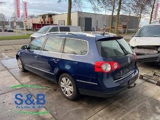 Volkswagen Passat Passat Variant (3C5), Combi, 2005 / 2010 1.9 TDI picture 4