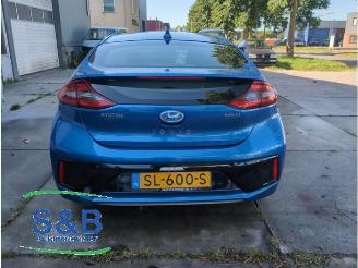Vrakbiler auto Hyundai Ioniq Ioniq, Liftback, 2016 / 2022 1.6 GDI 16V Hybrid 2018/5