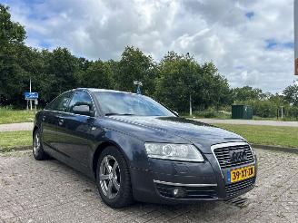 uszkodzony samochody osobowe Audi A6 3.2 V6 24V FSI Quattro Sedan 4Dr Benzine 3.123cc 188kW (256pk) 4x4 2004-05/2008-10 (4F2) AUK 2007/10