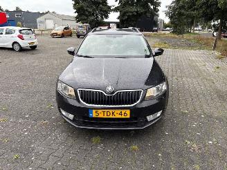 Schadeauto Skoda Octavia Octavia Combi (5EAC) Combi 5-drs 2012 / 2020 2014/4