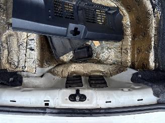 Seat Ibiza 1.4 TSI 16V Cupra Hatchback 2Dr Benzine 1.390cc 132kW (179pk) FWD 2009-03/2012-06 (6J1) CAVE picture 24