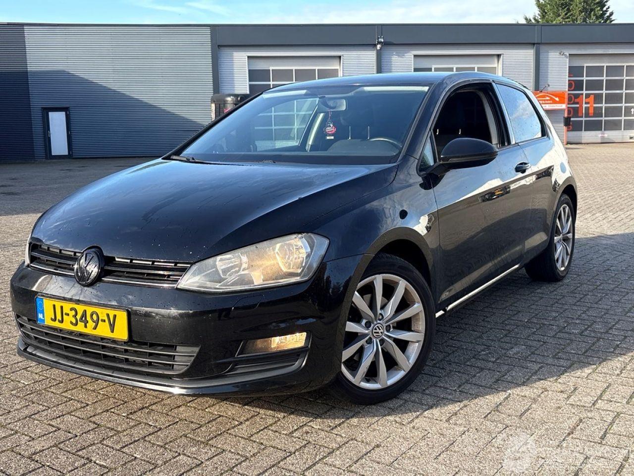 Volkswagen Golf 1.2 TSI 16V Hatchback  Benzine 1.197cc 63kW (86pk) FWD 2012-08/2017-03  CJZB