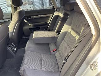 Audi A6 2.4 V6 24V Sedan 4Dr Benzine 2.393cc 130kW (177pk) FWD 2004-05/2008-10 (4F2) BDW picture 25