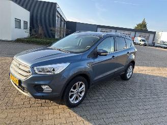 škoda osobní automobily Ford Kuga 1.5 EcoBoost 16V 150 SUV  Benzine 1.499cc 110kW (150pk) FWD 2018/8