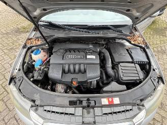 Audi A3 1.6 Hatchback 2Dr Benzine 1.595cc 75kW (102pk) FWD 2005-06/2012-09 (8P1) BSE picture 17