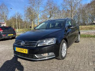Unfallwagen Volkswagen Passat 2.0 TDI 16V 140 Combi/o  Diesel 1.968cc 103kW (140pk) FWD 2010-08/2014-12  CFFB 2013/12