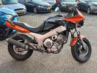 Vrakbiler auto Yamaha C-klasse Yamaha tour 1997/11