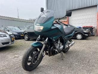 skadebil motor Yamaha XJ 900 YAMAHA XJ 900 1997/2