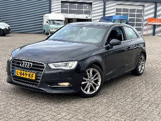Unfallwagen Audi A3 1.4 TFSI 16V Hatchback 2Dr Benzine 1.395cc 90kW (122pk) FWD 2012-04/2014-05 (8V1; 8VK) CMBA 2012/11