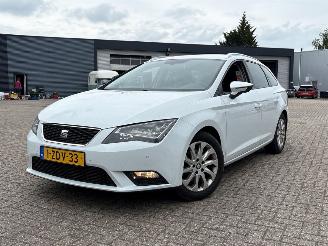 Damaged car Seat Leon 1.6 TDI Ecomotive 16V Combi/o 4Dr Diesel 1.598cc 81kW (110pk) FWD 2013-09/2018-08  CRKB ST 2014/12