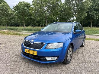 skadebil auto Skoda Octavia 1.4 TSI 16V Combi/o 4Dr Benzine 1.395cc 103kW (140pk) FWD 2012-11/2020-07  CHPA 2013/12