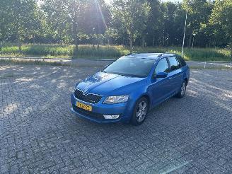 škoda osobní automobily Skoda Octavia 1.6 TDI Greenline 16V Combi/o 4Dr Diesel 1.598cc 81kW (110pk) FWD 2013-05/2020-07  CRKB 2014/8