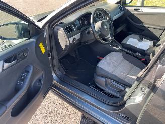 Volkswagen Jetta hybrid picture 11