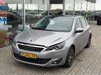Coche accidentado Peugeot 308 1.6 THP Premiere 2013/11