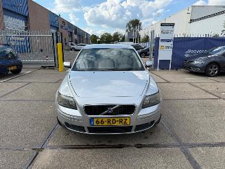 Volvo V-40 1.8 Momentum Airco picture 3