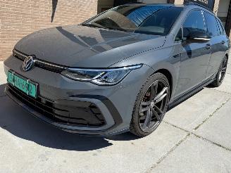 Volkswagen Golf Variant 1.5 eTSI 3x R-LINE PANO picture 3