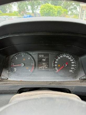 Volkswagen Transporter 2.0 TDI L2H1 DC picture 14