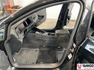 Volkswagen Golf  picture 11