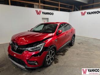 Voiture accidenté Renault Arkana  2023/5