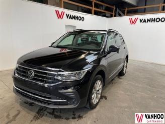 Coche accidentado Volkswagen Tiguan  2023/9