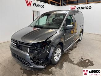 Vaurioauto  passenger cars Volkswagen Caddy  2018/8