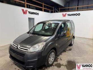 krockskadad bil auto Citroën Berlingo  2015/10