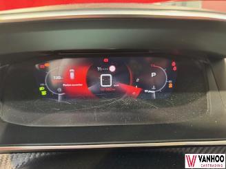 Peugeot 208  picture 15