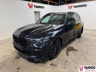 skadebil auto BMW X5  2022/11
