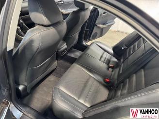 Lexus IS  picture 11