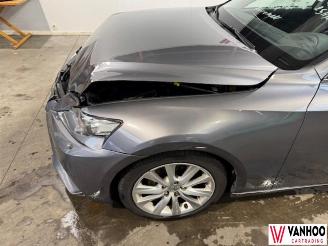 Schadeauto Lexus IS  2014/2