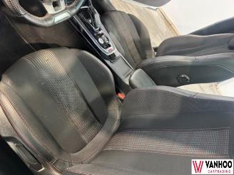 Peugeot 308  picture 14