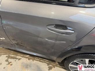 Peugeot 208  picture 7