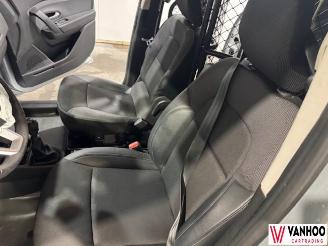 Renault Express  picture 16