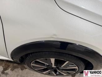 Peugeot 208 208 picture 5