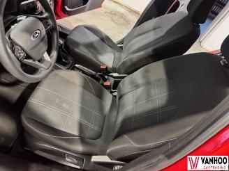 Ford Fiesta  picture 14