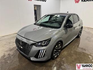 krockskadad bil auto Peugeot 208 208 2025/3