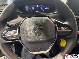 Peugeot 208 208 picture 17