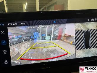 Peugeot 208  picture 21