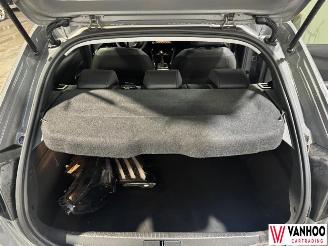 Peugeot 208 208 picture 13