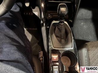 Peugeot 208  picture 22