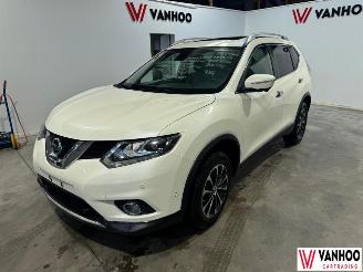 Schadeauto Nissan X-Trail  2017/9
