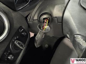 Ford Fiesta  picture 14